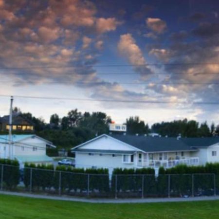 Fraser Bridge Inn Кенель Экстерьер фото