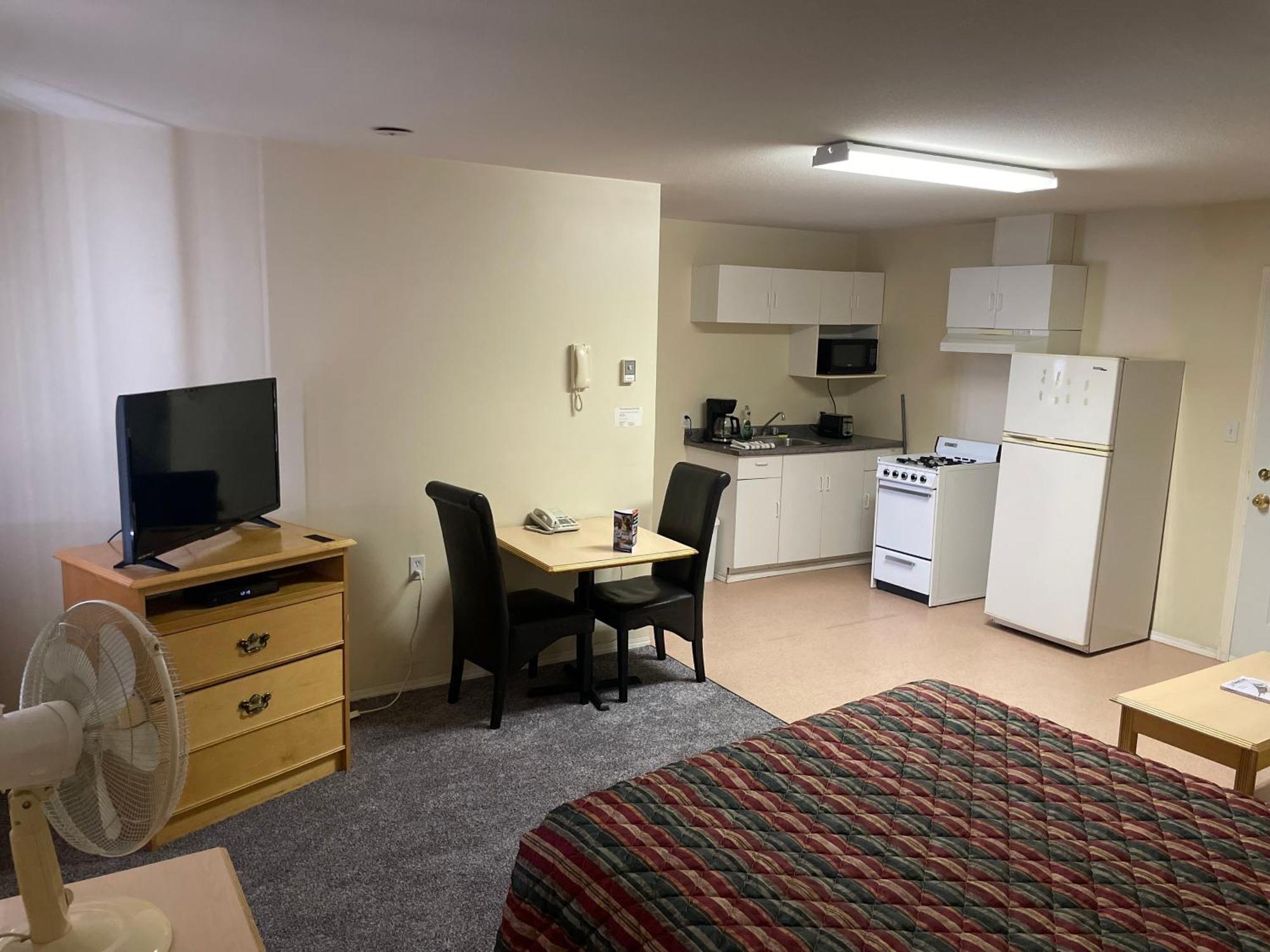 Fraser Bridge Inn Кенель Экстерьер фото